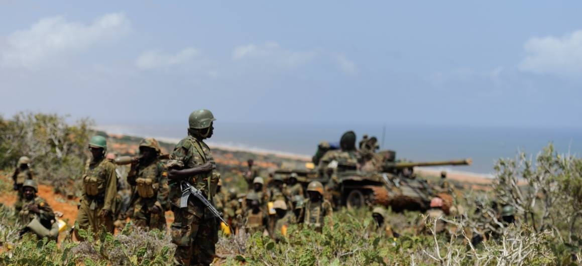 Afrikanska unionens fredsbevarande styrka AMISOM stöder Somalia-regeringen i kampen mot rebellgrupper som al-Shabaab. Foto: FN -foto/Tobin Jones.